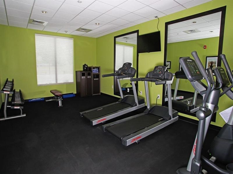 Express & By Ihg 2* Monroe