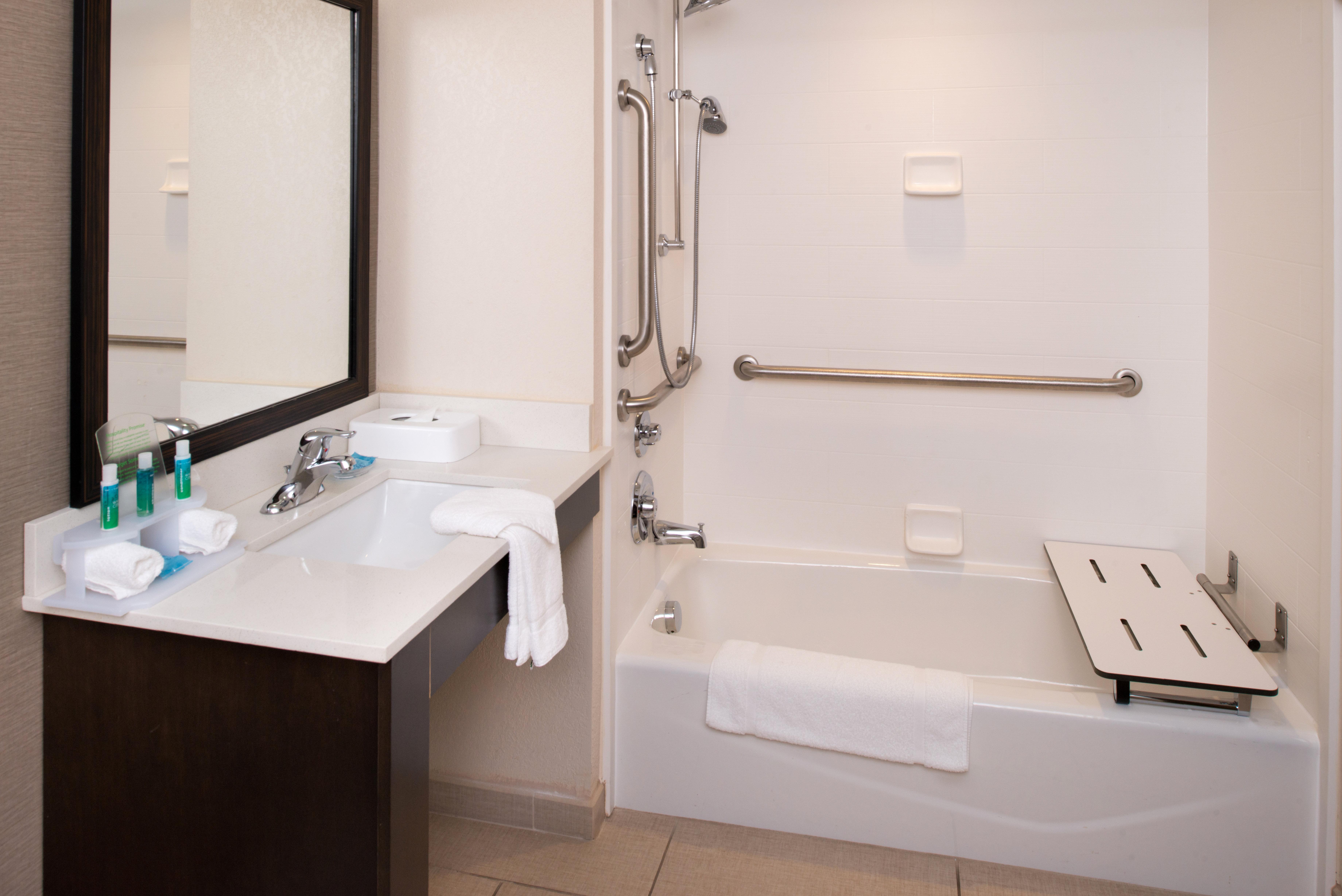 Express & By Ihg Hotel 2*