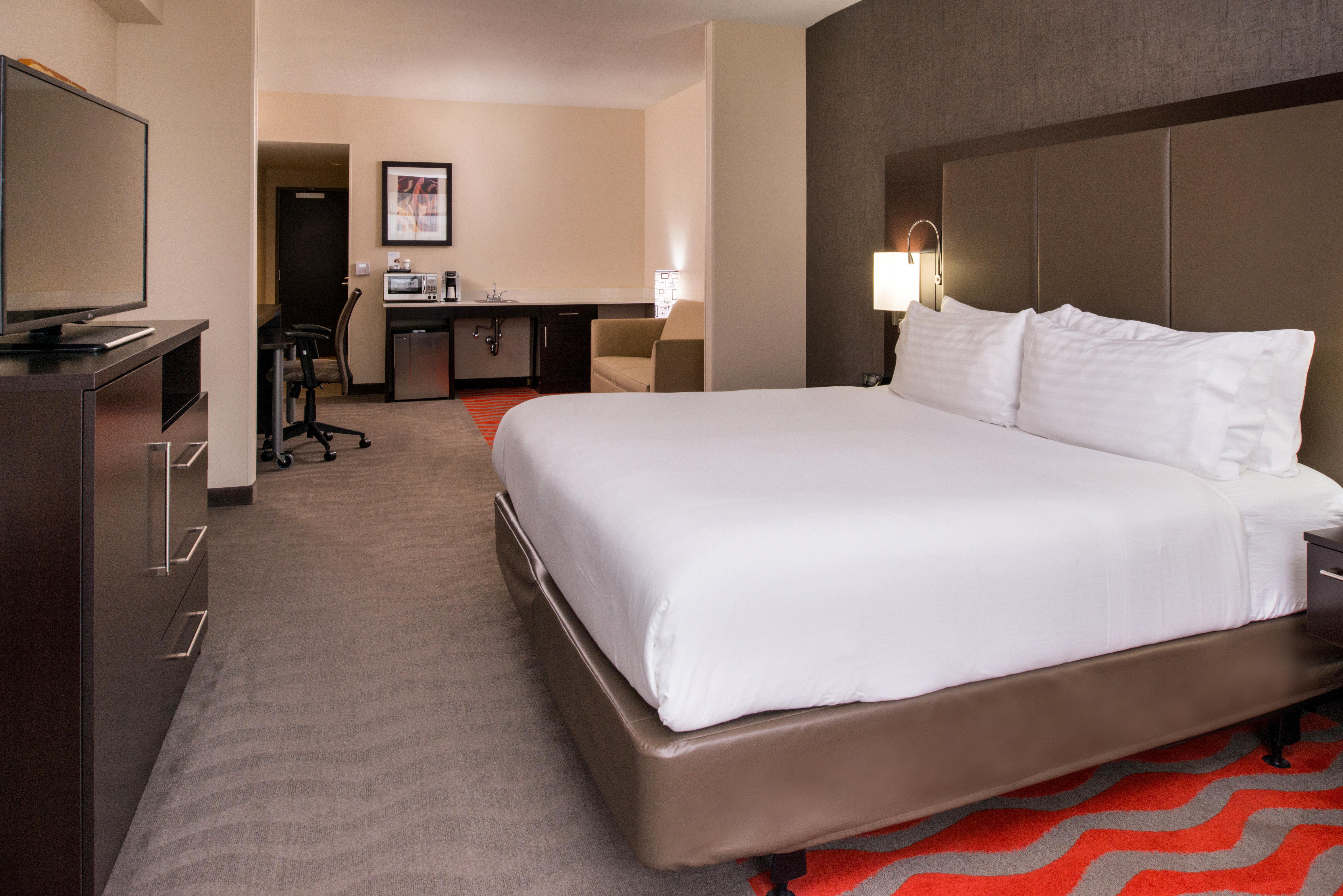 Express & By Ihg Hotel