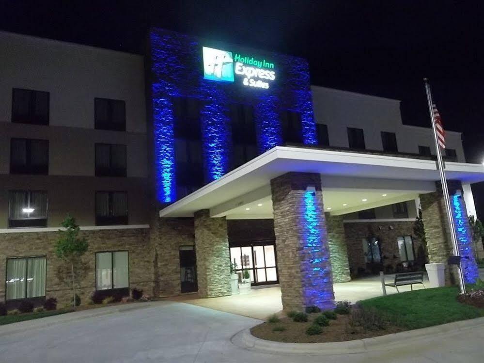 Express & By Ihg